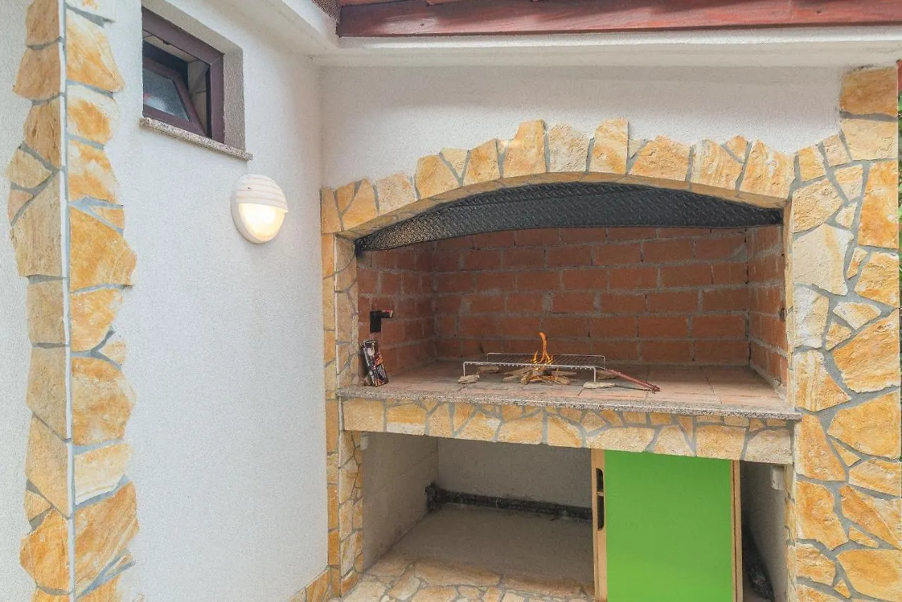 Apartments Puskaric Vir 0*,