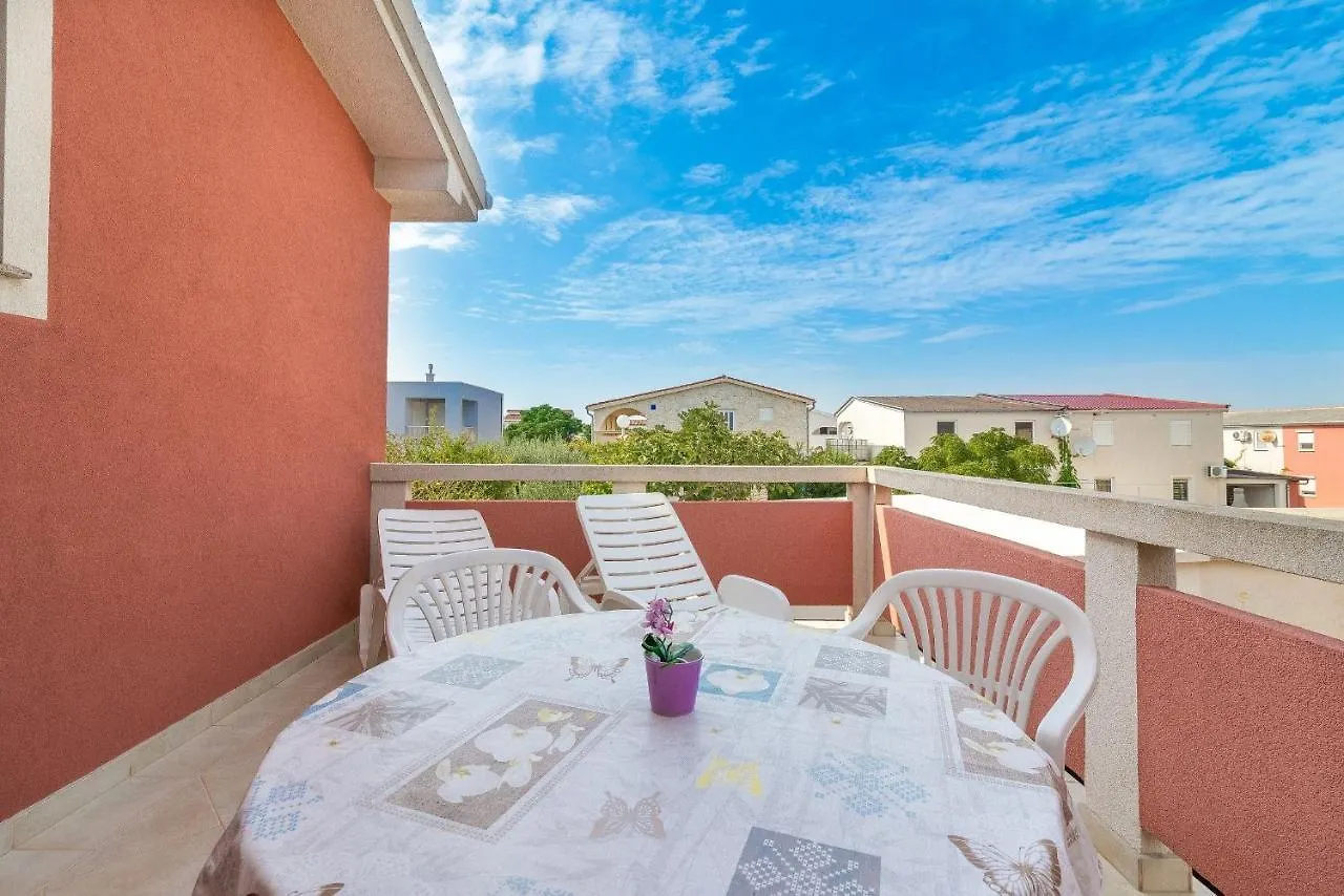 Apartments Puskaric Vir